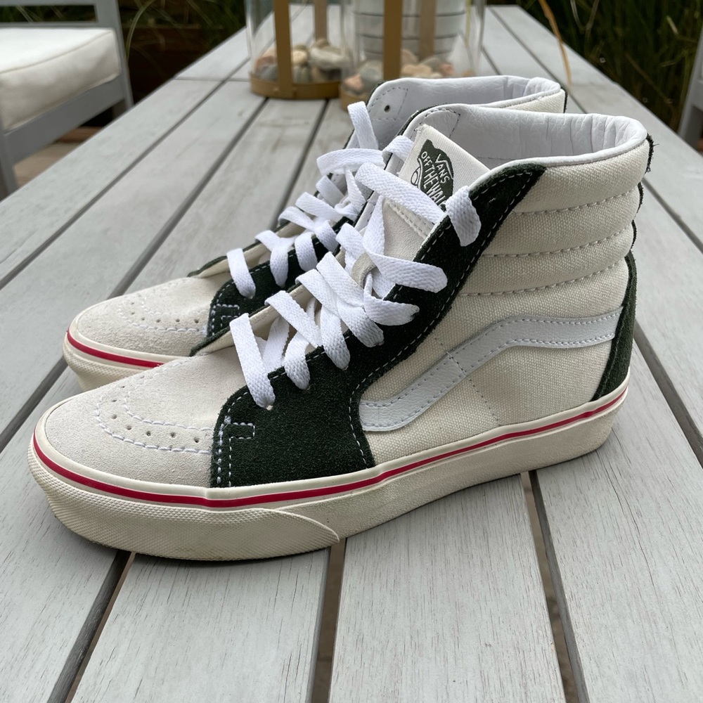 Vans Sk8 Hi White & Green Suede Men’s size 4.0 Women’s size 5.5